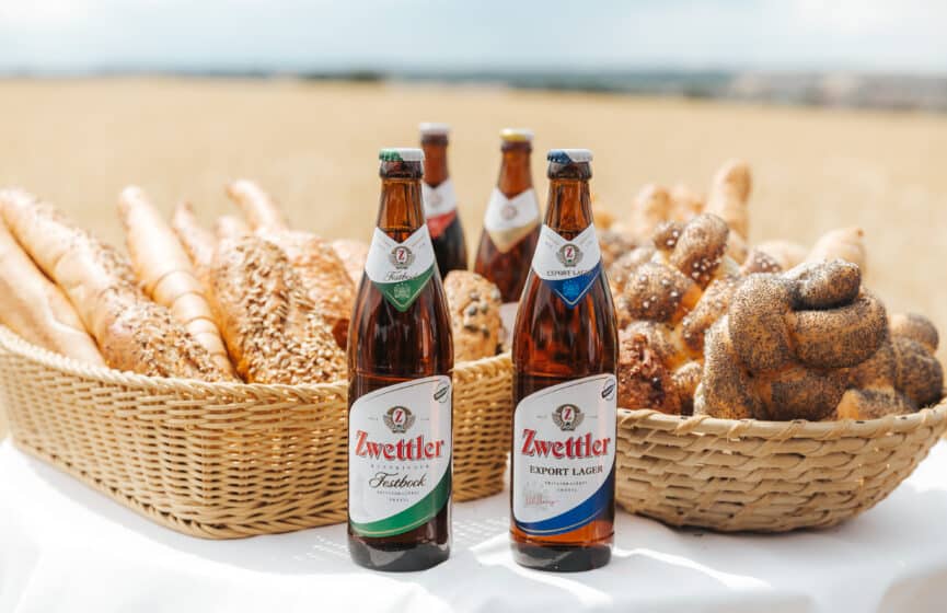 Zwettler Bier mit Brot von der Bäckerei Kasses 