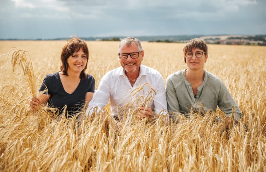 Renate Müller, Landwirtin; Heinz Wasner, Braumeister der Privatbrauerei Zwettl und Barbara Widner, Obfrau der Erzeugergemeinschaft Edelkorn